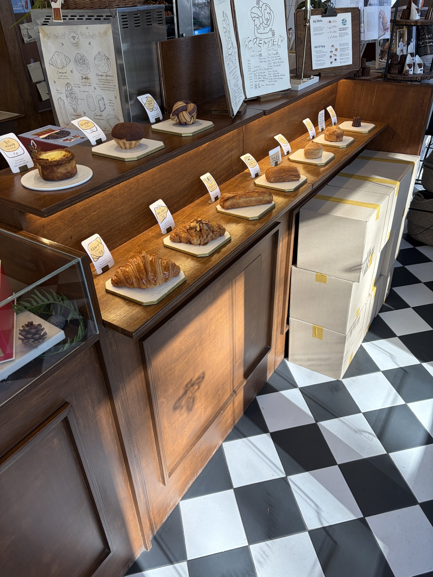 Patisserie Crémiel, one of the best croissant in Seoul